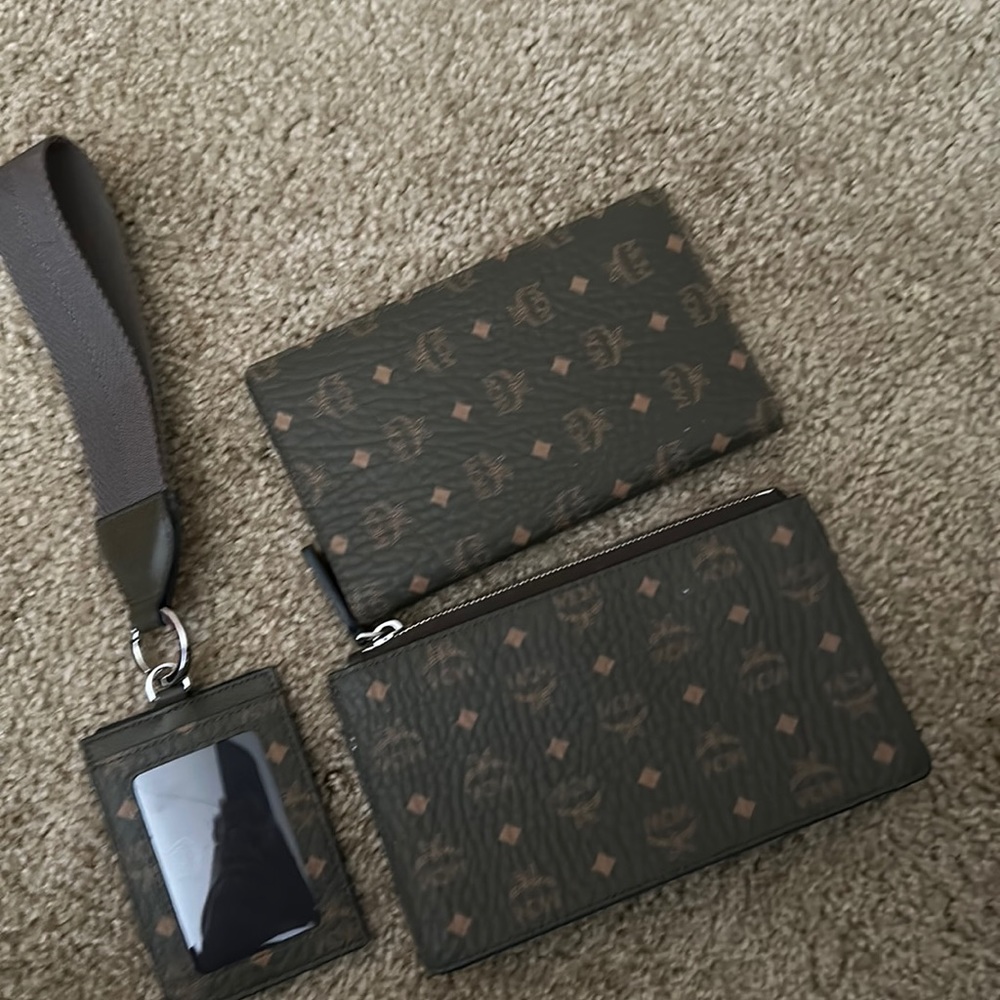 MCM WALLET BUNDLE